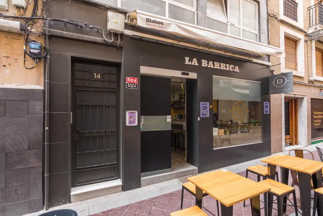 Te ofrecemos esta fantástica propiedad junto al Ayuntamiento de Elche — 2
