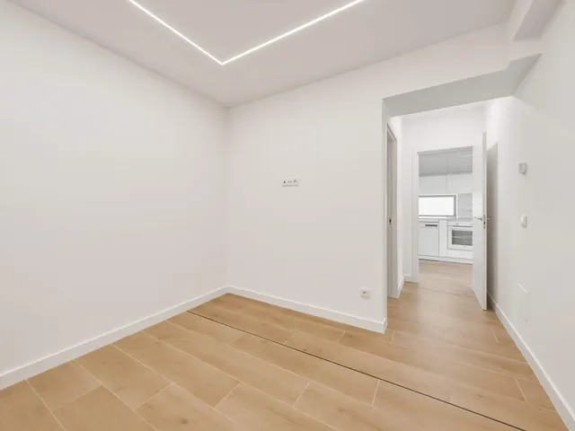 LUMINOSA VIVIENDA A ESTRENAR DE DOS PLANTAS EN COSLADA — 19