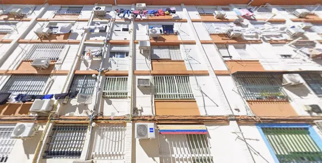 Venta piso en Sevilla — 2
