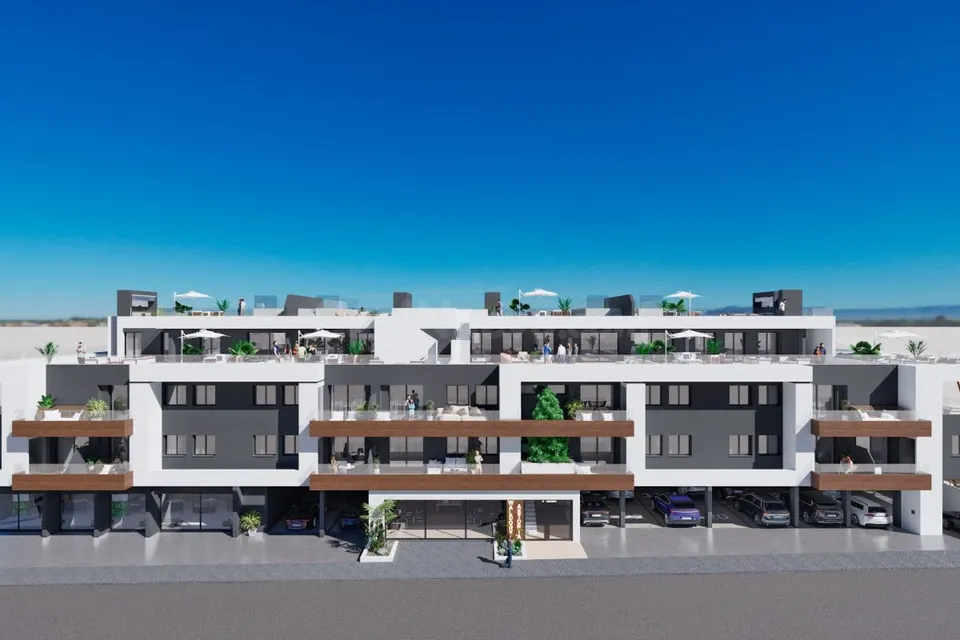 ATICO CON TERRAZA Y SOLARIUM