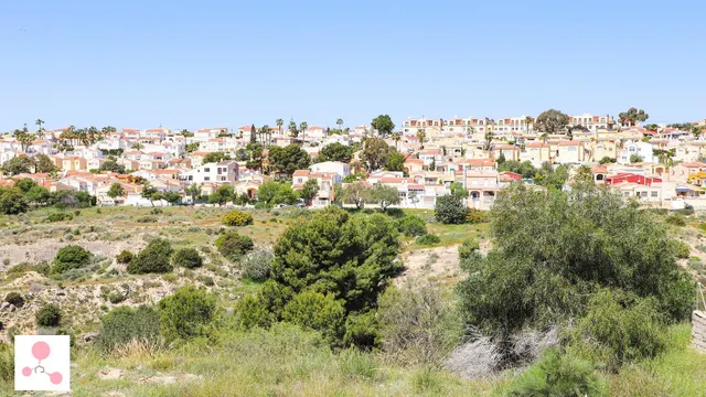 Villa de lujo de 4 dormitorios en una planta con piscina privada y sótano en la urbanización La Marina(San Fulgencio) — 7