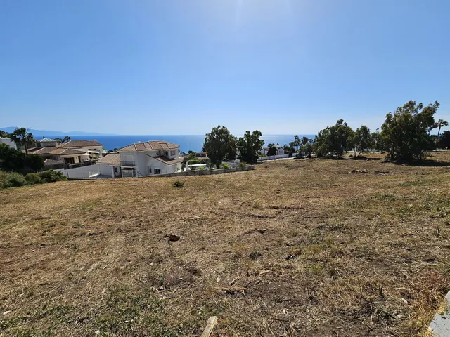 Terreno con vistas al Mediterráneo en Manilva - foto 5