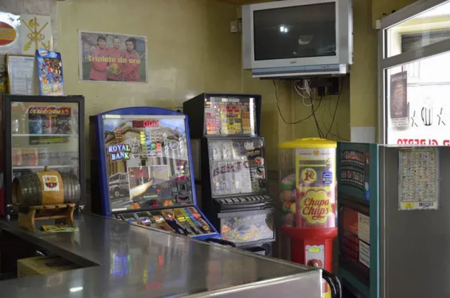 Local comercial en Orihuela (Funcionando como Bar) — 6