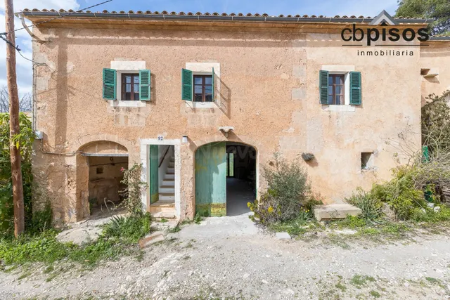 SE VENDE EXCLUSIVA FINCA RÚSTICA EN FELANITX - foto 2