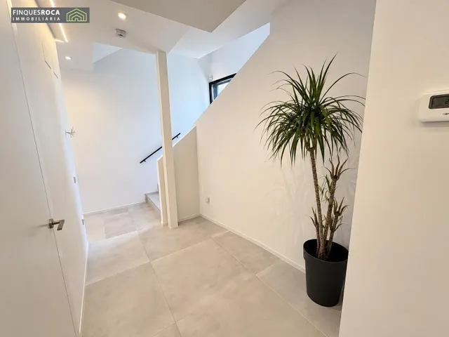Exclusivo chalet de diseño con piscina privada a 200 metros del mar en les cases d’alcanar — 22