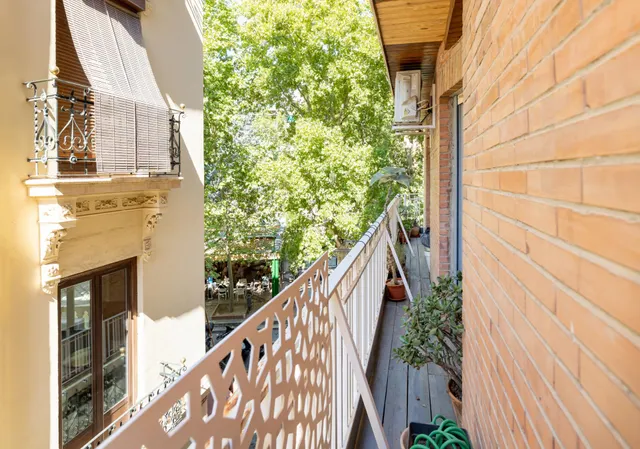 ✨ EXCLUSIVA VIVIENDA REFORMADA EN PLAZA MARIANA PINEDA — 25