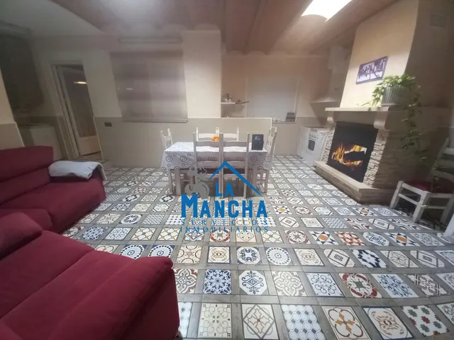 *155.000€* inmobiliaria la mancha vende adosado en Barrax (Albacete). — 17