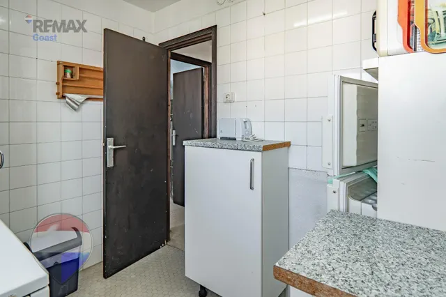 Dos apartamentos en uno, con espectaculares vistas al mar, junto al puerto deportivo de Estepona — 27