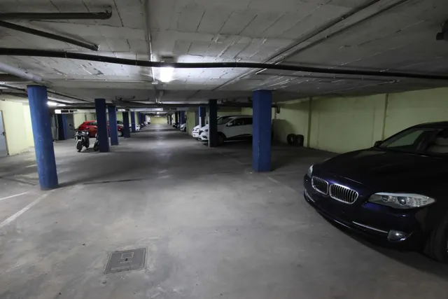 Piso para entrar a vivir con plaza de garaje y trastero en Montijo — 23