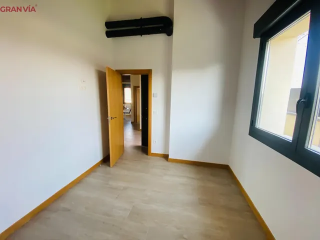 Chalet en venta en Haro — 18