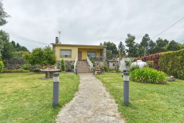Nave en venta en O´Vilar (Guísamo)