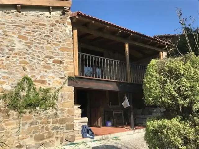 Encanto asturiano: casa con hórreo, cochera y finca edificab - foto 4