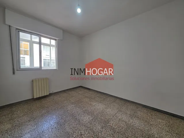 Amplia vivienda de 4 dormitorios con dos terrazas acristaladas en venta la zona sur de Ávila — 21