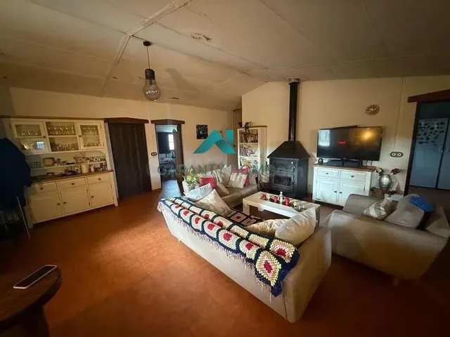 Casa de pueblo en venta en Padul - foto 2