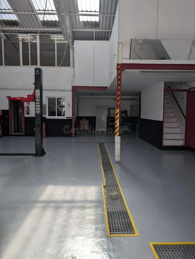 NAVE INDUSTRIAL EN MAGNÍFICO ESTADO CON LICENCIA E INSTALACI - foto 3