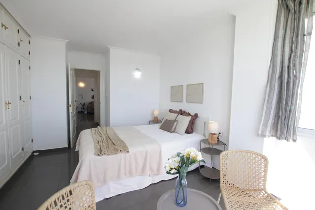 Vivienda en Benalmádena Costa a 50 metros de la playa, con vistas al mar — 31