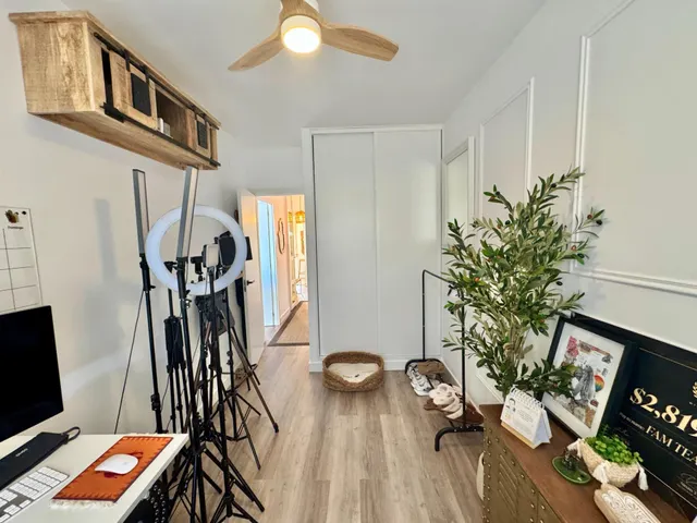 Venta de casa adosada con tres dormitorios en Benalmádena Costa, Málaga, Costa del Sol — 50