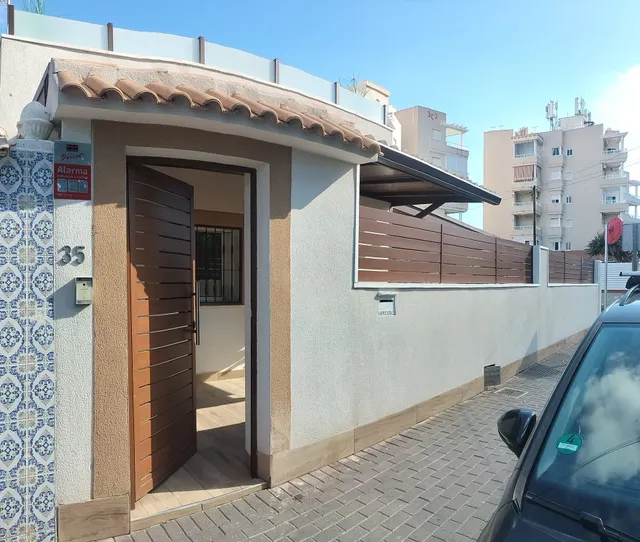 Chalet de lujo 2hab nueva Torrevieja con solarium y garaje — 24