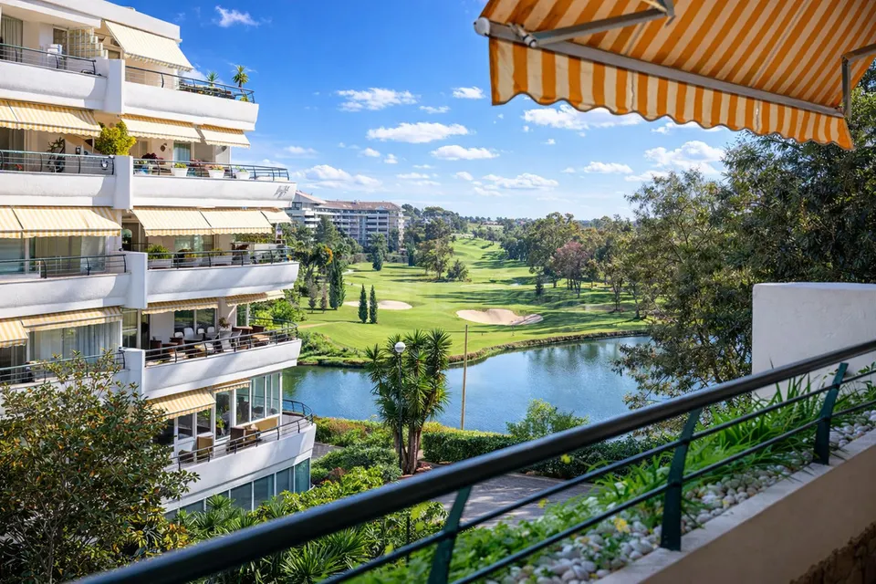 Apartamento 2 habitaciones 126m² en venta - Marbella