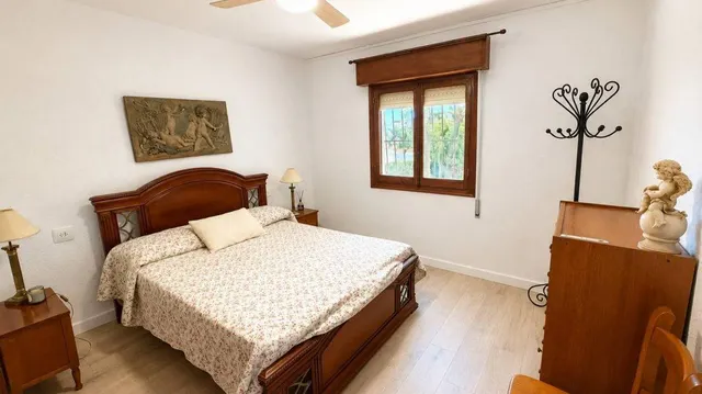 MAGNIFICO CHALET ADOSADO CON GRAN PARCELA, JARDIN Y PISCINA PRIVADA — 25