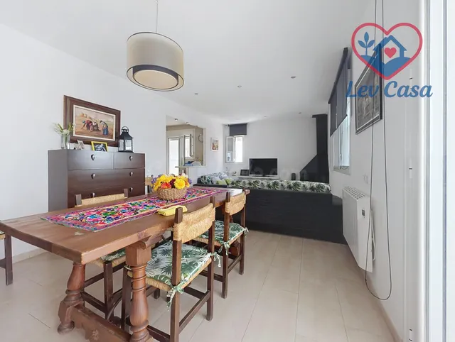 Casa en venta en Carboneras a 100 m de la playa, con vistas  - foto 5