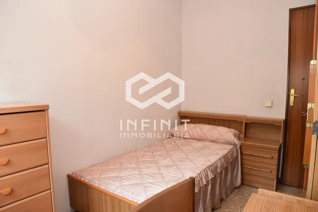 ¡IMAGINA LO QUE PUEDE LLEGAR A SER!... Una gran vivienda con alma y potencial en una de las mejores ubicaciones de Alcalá. — 37