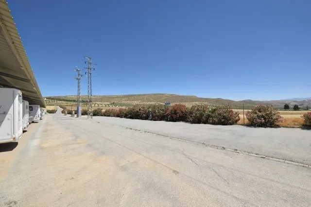 GRAN PARCELA EN VENTA — 19