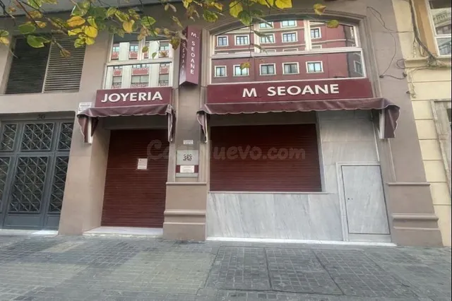 Local comercial 560m² en alquiler - Sant Francesc - foto 2