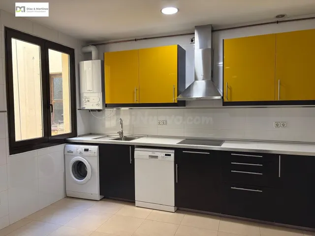 APARTAMENTO AL LADO DE SANTO DOMINGO