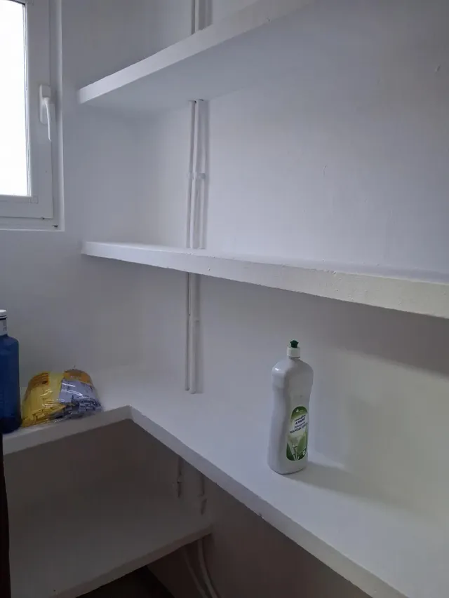 Amplio piso de cuatro dormitorios con muebles a estreno. — 9