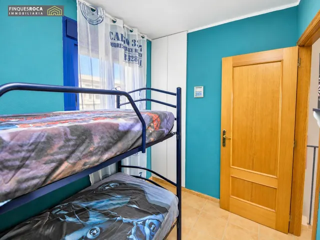 Preciosa Casa Unifamiliar Adosada, para entrar a Vivir de 2 Dormitorios, Baño, Cocina-Comedor-Estar, Terraza, Piscina Comunitaria y Vistas al Mar — 11