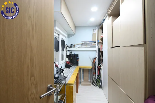 AMPLIA VIVIENDA REFORMADA DE 4 habitaciones CON ASCENSOR EN TORRENT — 32