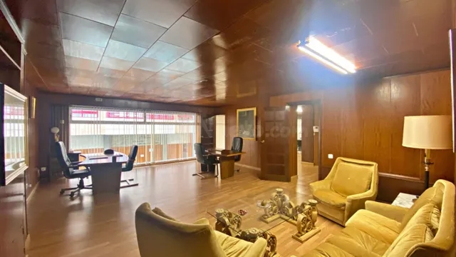 Local comercial zona centro Alicante - entreplanta+planta baja+sotano — 2