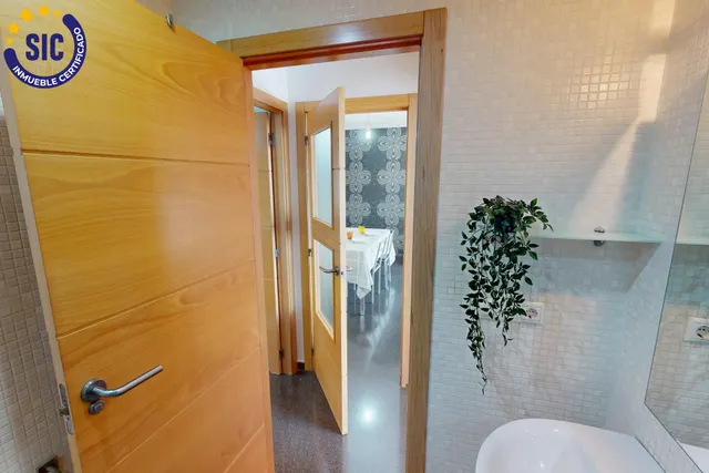 Piso de 2 habitaciones, garaje y trastero en la zona Norte de Castellón frente al estadio Castalia — 20