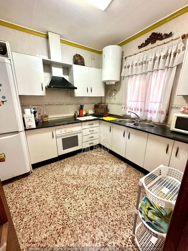 ZONA ALCAIDE Parcela de 1.500m2 con casa de 100m2 con un por - foto 4