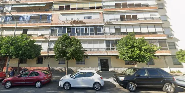 Venta piso en Sevilla (zona Alcosa) — 3