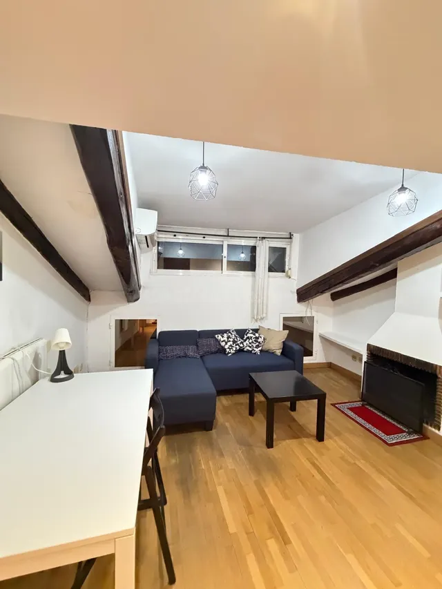 ACOGEDOR APARTAMENTO amueblado en pleno CENTRO de Madrid — 2