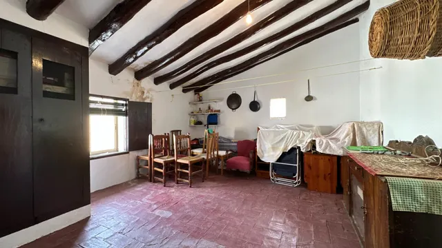 SE VENDE CASA EN TÓRTOLES — 38