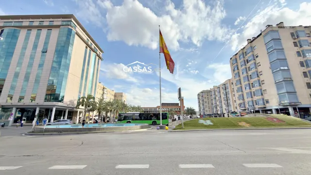 Apartamento en Zona Centro, junto a Calle del Cristo — 32