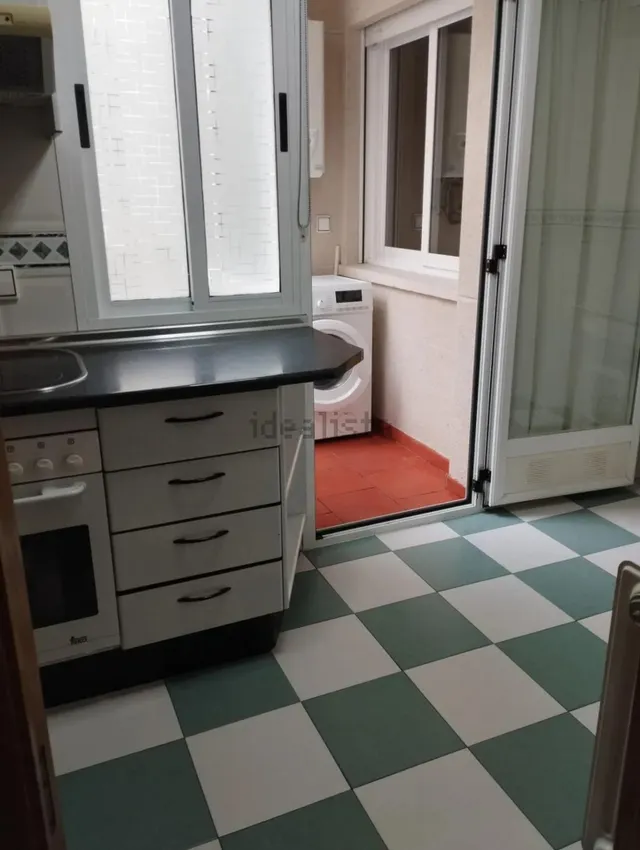 Luminoso apartamento exterior ubicado en Ciudad Real — 9