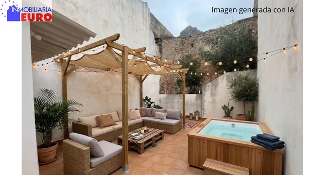 Casa REFORMADA en venta, con impresionante patio en Tavernes - foto 2