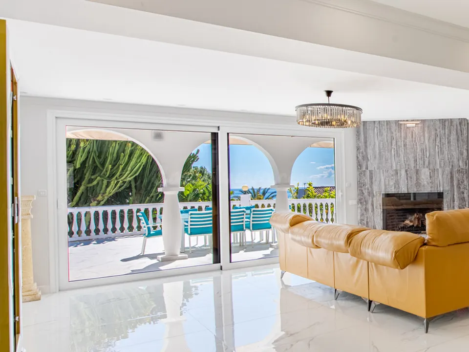 Chalet 7 habitaciones 420m² en venta - Altos de Estepona