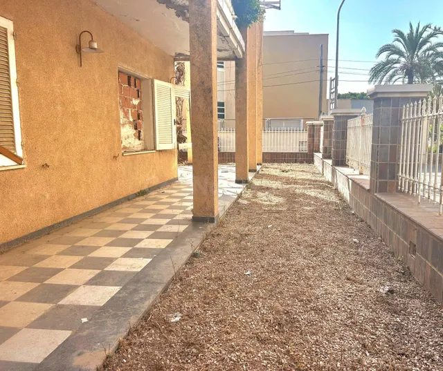 Gran Chalet en el centro de San Javier - foto 2
