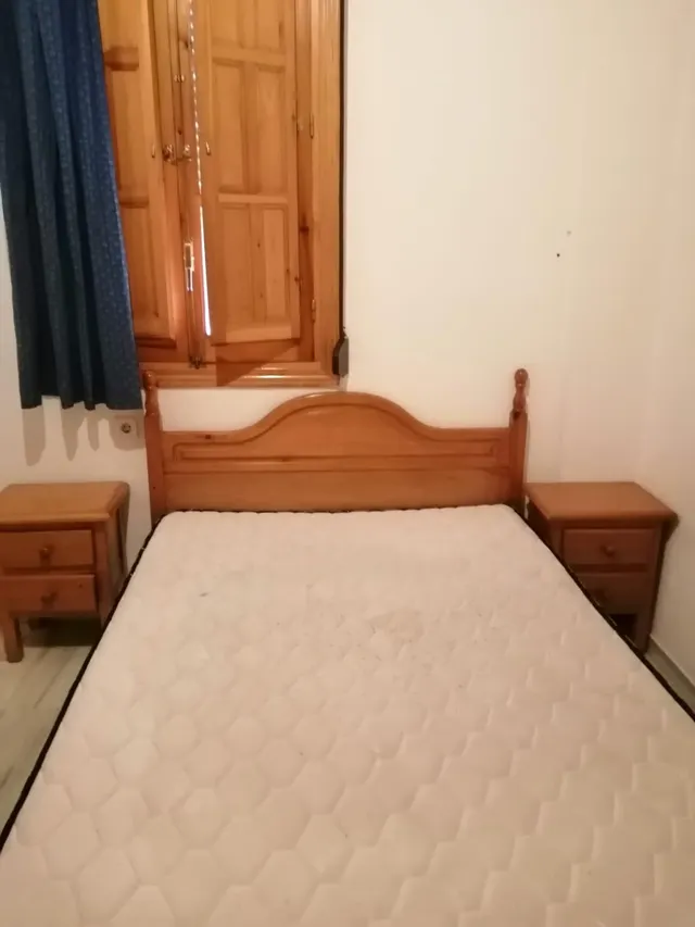 SE ALQUILA PISO EN GRANADA — 7
