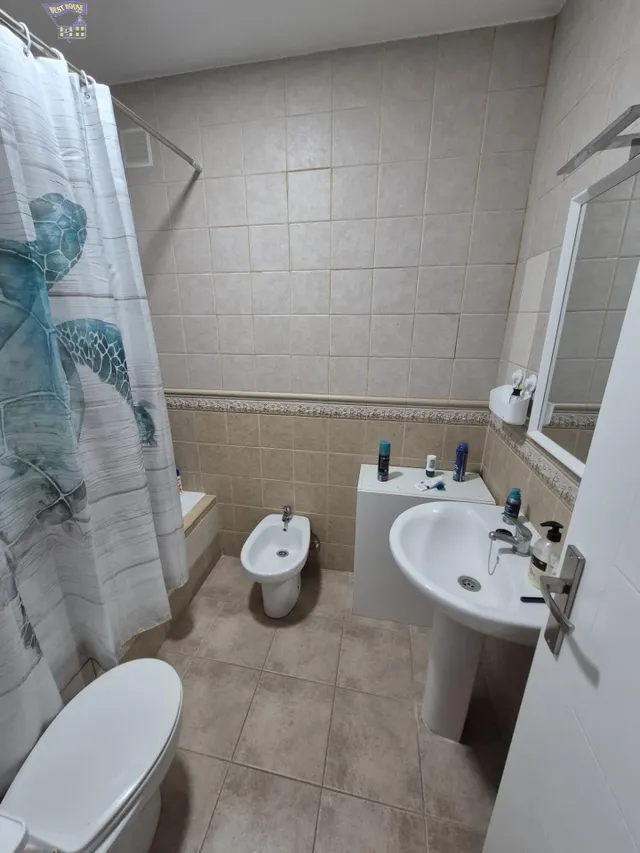 SE VENDE APARTAMENTO EN ZONA CASCO ANTIGUO — 11