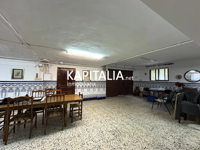 Casa en VENTA en Canals, zona Les Moles, con enorme jardín, grandes posibilidades, parking y 5 dormitorios — 30