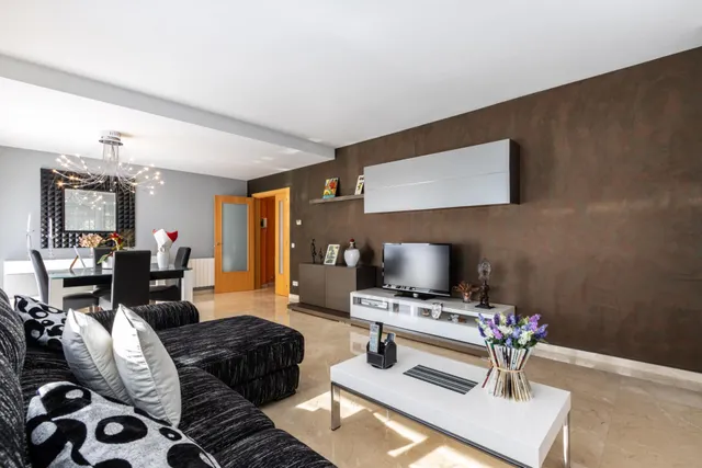Espectacular Casa en Castellar del Vallès — 25
