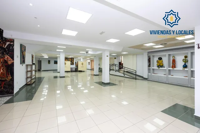 Espectacular local comercial en Nuevo Acceso a la Alhambra,  - foto 3