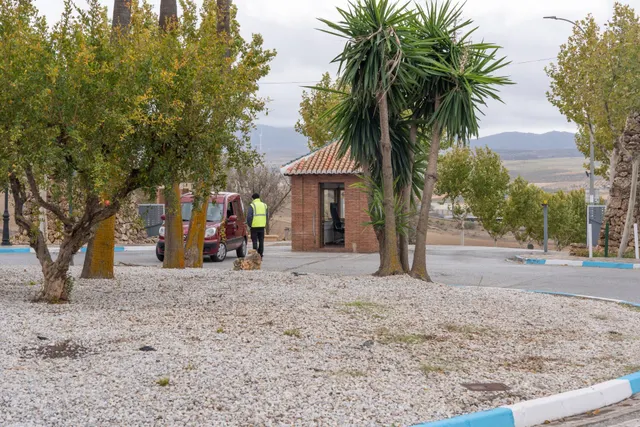 VENTA DE PARCELA EN LA URBANIZACIÓN CAÑADAS DEL PARQUE — 35