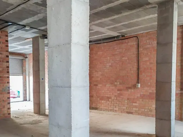 LOCAL EN VENTA, OLESA DE MONTSERRAT - ELS CLOSSOS — 4